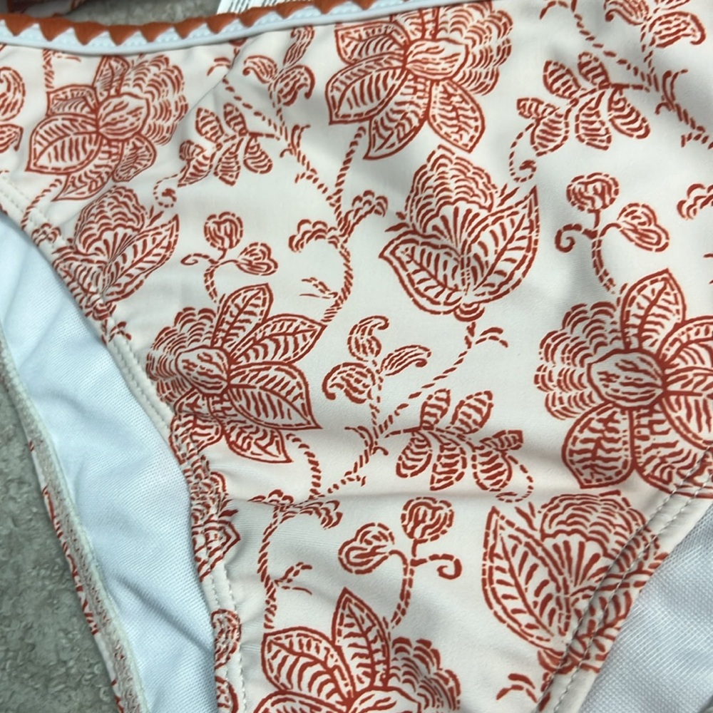 NWT Floral Halter Bikini Set (Cupshe) - Picture 7 of 7